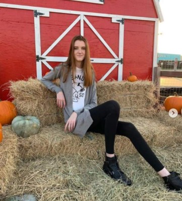 Maci Currin, la mujer con las piernas más largas del mundo